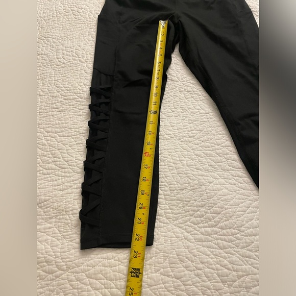 Womens Torrid Black Criss-Cross Lacing Legging Size 0 (Size 12) - Picture 5 of 8